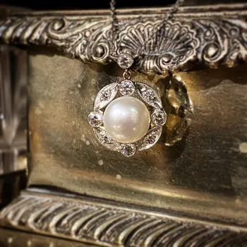 Huitan Темперамент, Элегантное Ожерелье с имитацией жемчуга, свадебные аксессуары для Невесты, инкрустированные блестящими кристаллами CZ, Модные украшения для женщин
