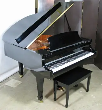 Middleford Лучшее По цене Детское Пианино Knabe Модель KN-520; Глянцевый черный с подставкой; Исключительно чистый