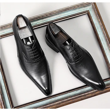 Винтажные мужские Модельные туфли класса Люкс из натуральной Кожи 2023, Новый Стиль, Черные Оксфорды, Свадебные Деловые Официальные Светские Туфли для Мужчин