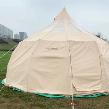 Кемпинговые Семейные палатки с каплями воды на открытом воздухе